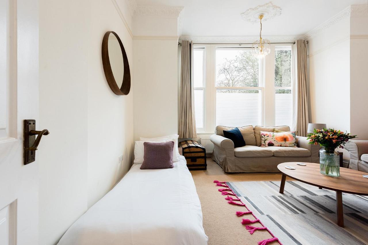 Heart Of Ealing Apartment With Garden Londra Dış mekan fotoğraf