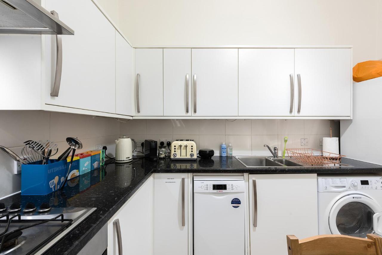 Heart Of Ealing Apartment With Garden Londra Dış mekan fotoğraf